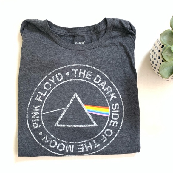 Pink Floyd Tops - 4/$20 Pink Floyd Cropped Tee 518